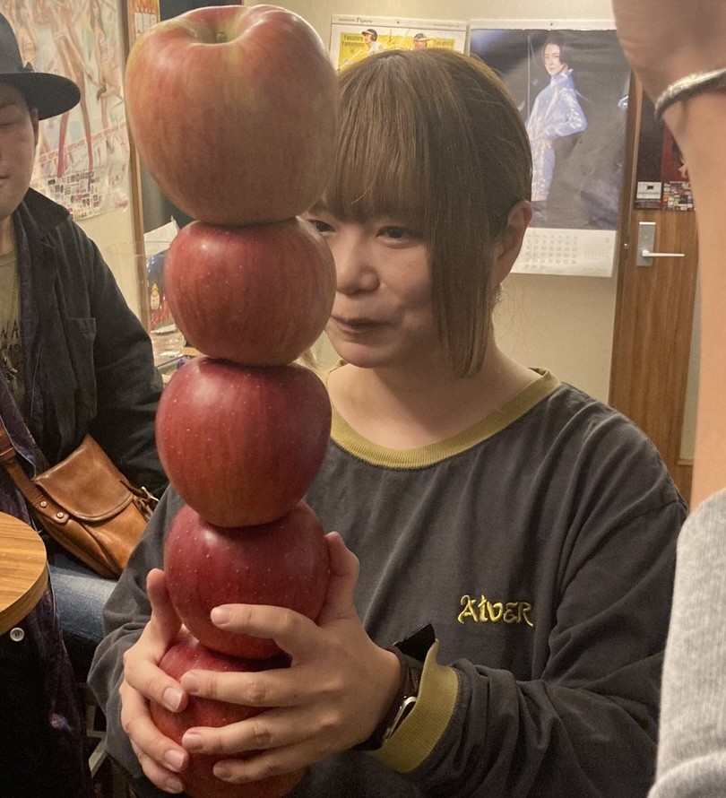 イヴ